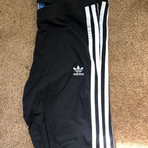 Adidas Leggings 🖤